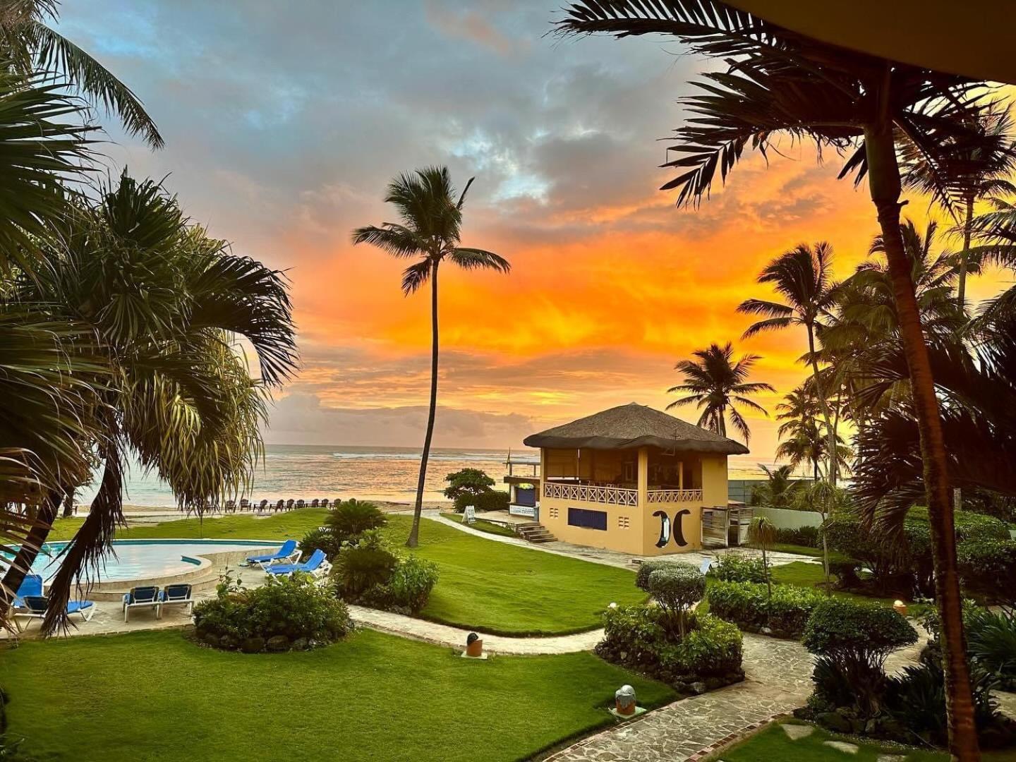 Agualina Kite Hotel Oceanfront Apartments Cabarete Esterno foto