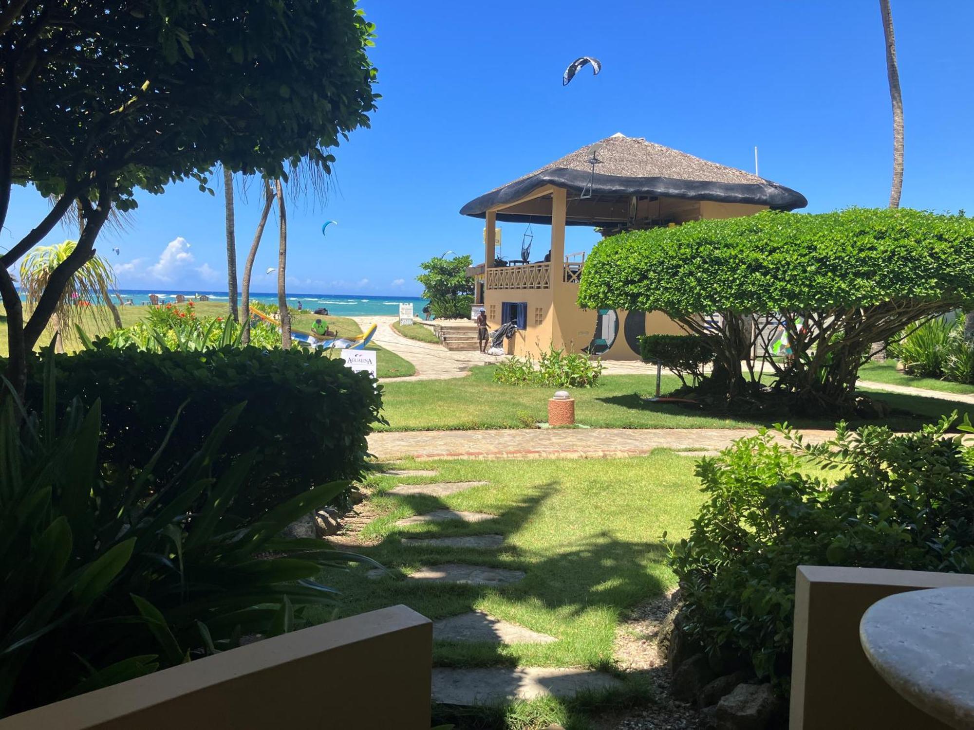 Agualina Kite Hotel Oceanfront Apartments Cabarete Esterno foto